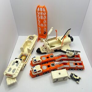 1997 Matchbox Mega Rig Space Shuttle Transporter Vintage NASA Toy Play Set